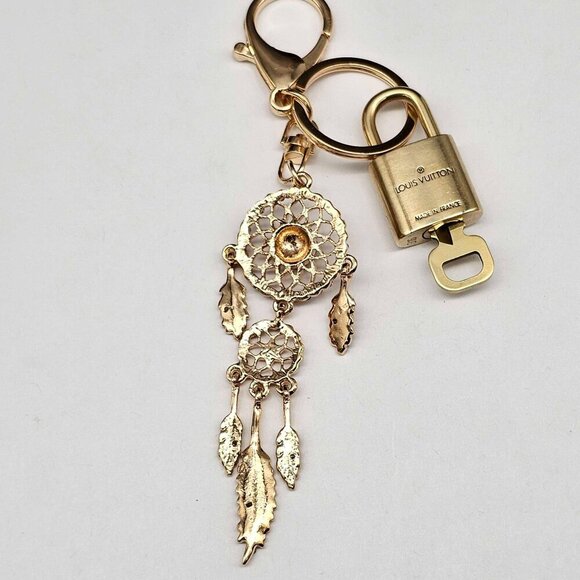 Authentic Louis Vuitton Lock & Key with unbranded Bagcharm, Keycharm, Keychain - Picture 4 of 8